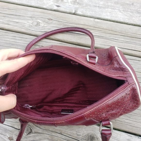 Prada vintage leather mini purse - Picture 8 of 8